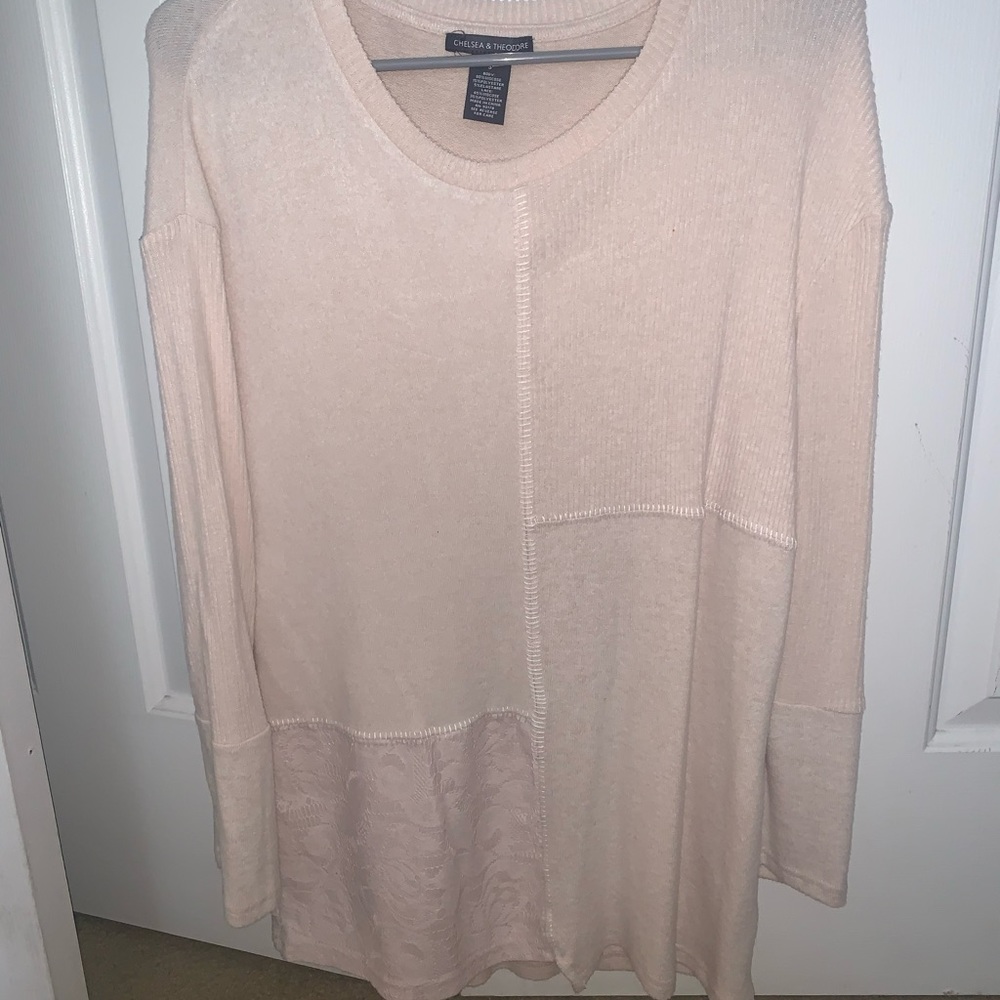 Light Sweater - Picture 2 of 5